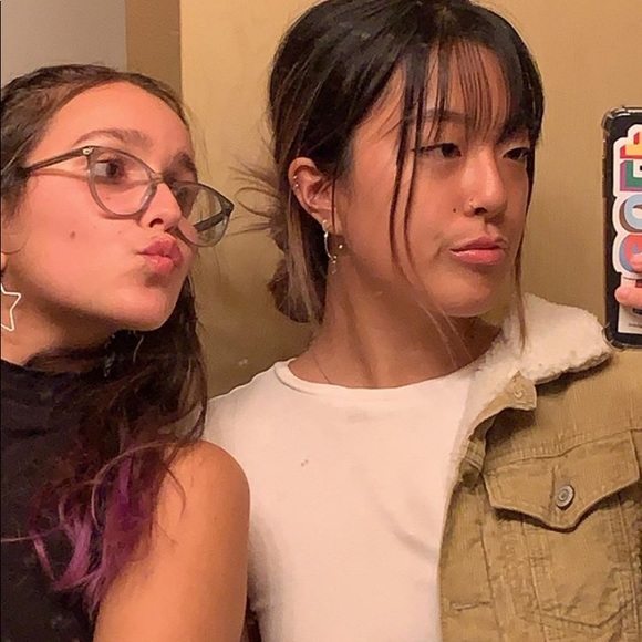 Meet the Posher Other - Meet your Posher, Talia